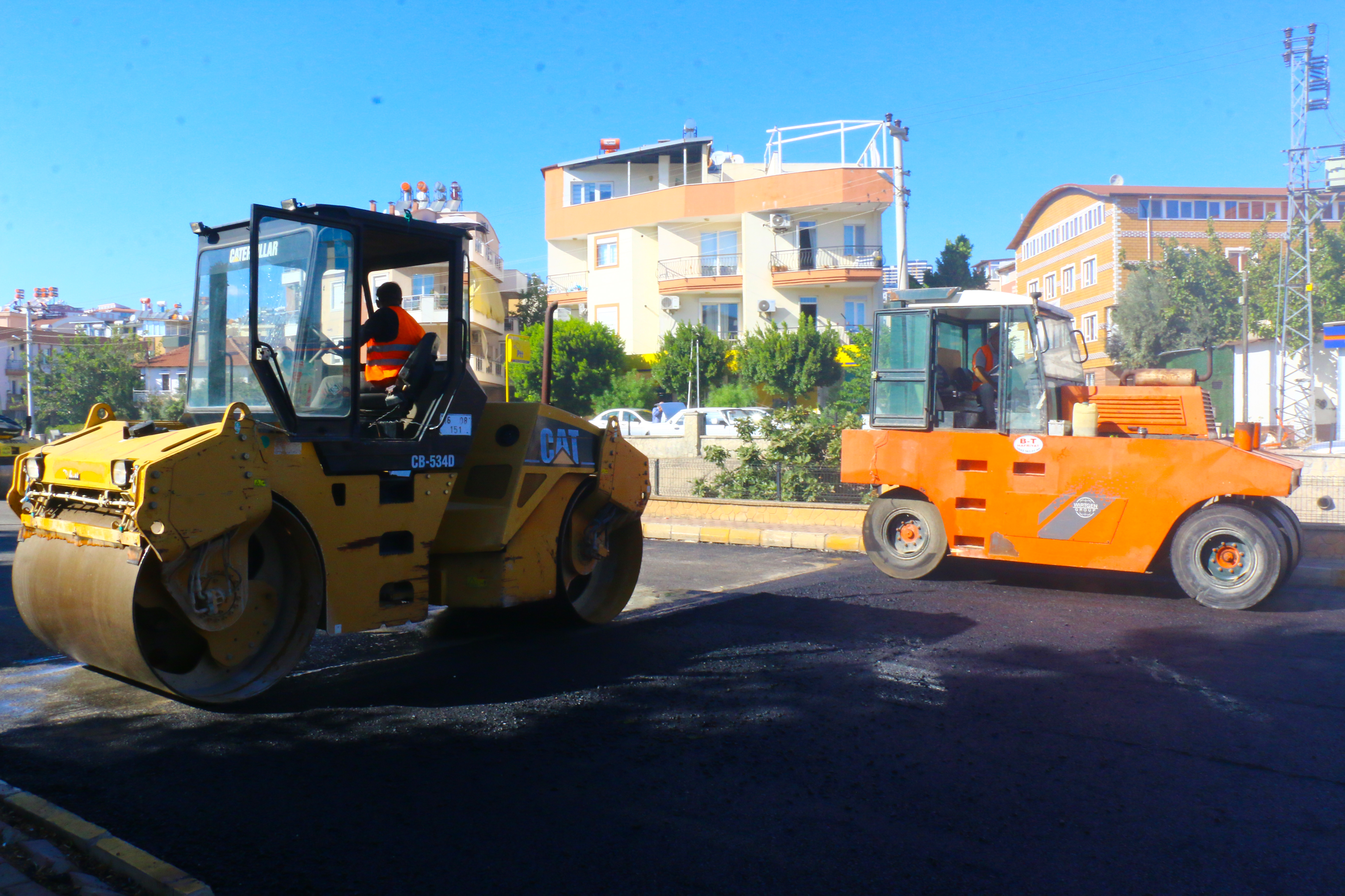 Şelale caddesi  Asfalt Çalışması (7)