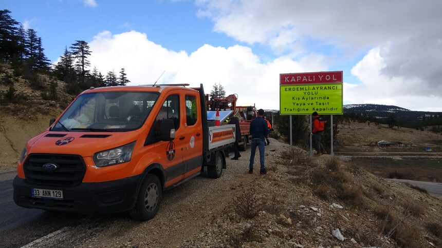 Mersin'de yılın ilk karı yağdı