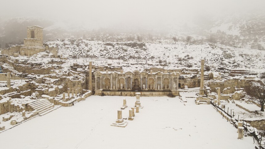 Sagalassos Antik Kenti: Tarihin Kar Altındaki Büyüsü!