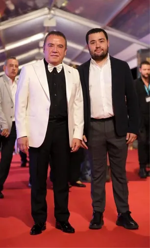 Muhittin Böcek Ve Oğlu Gökhan Böcek N