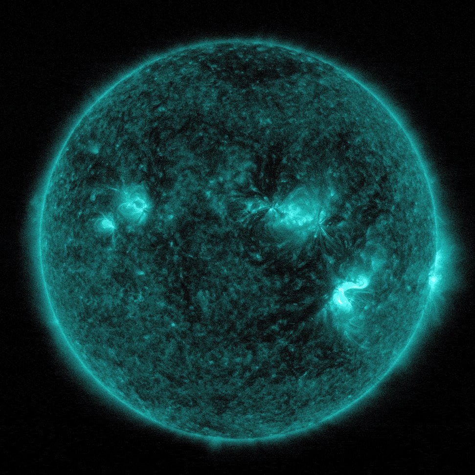 NASA Duyurdu! Güneş Patlaması Gerçekleşti! Elektronik Aletlerinize Dikkat!