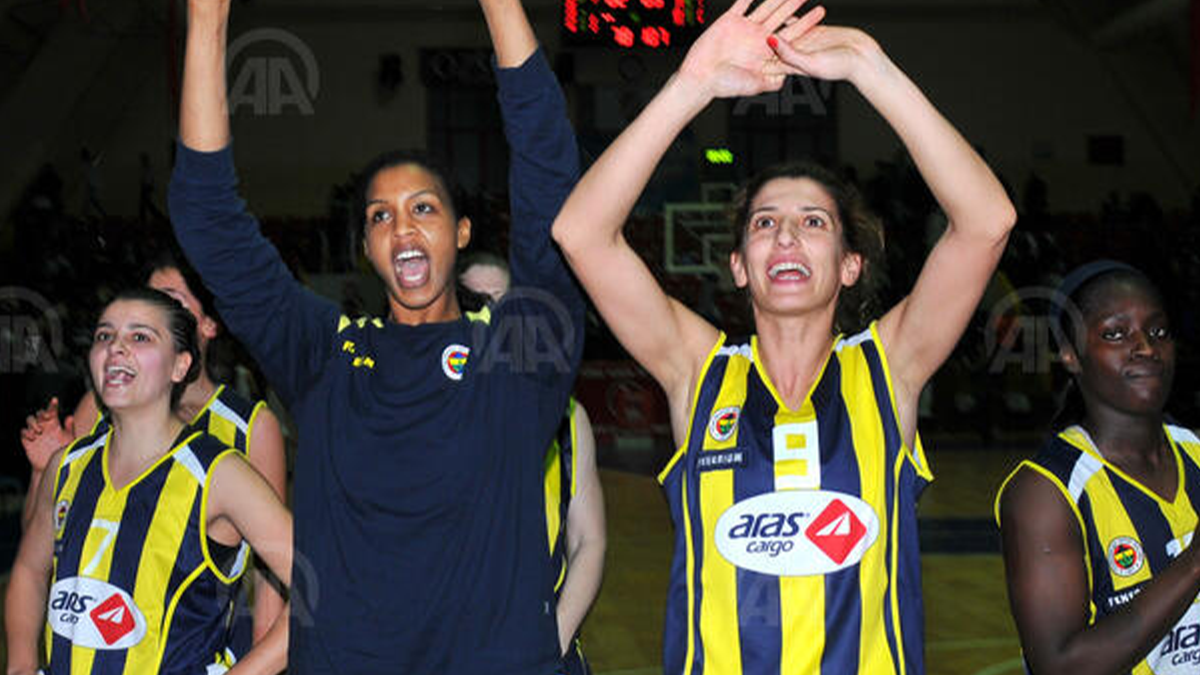 Fenerbahçe Kadın Basketbol Takımı Genel Menajeri Nalan Ramazanoğlu oldu