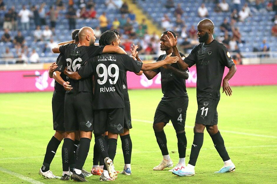 Hatayspor Sakaryaspor maçı ne zaman saat kaçta hangi kanalda? Muhtemel 11'ler