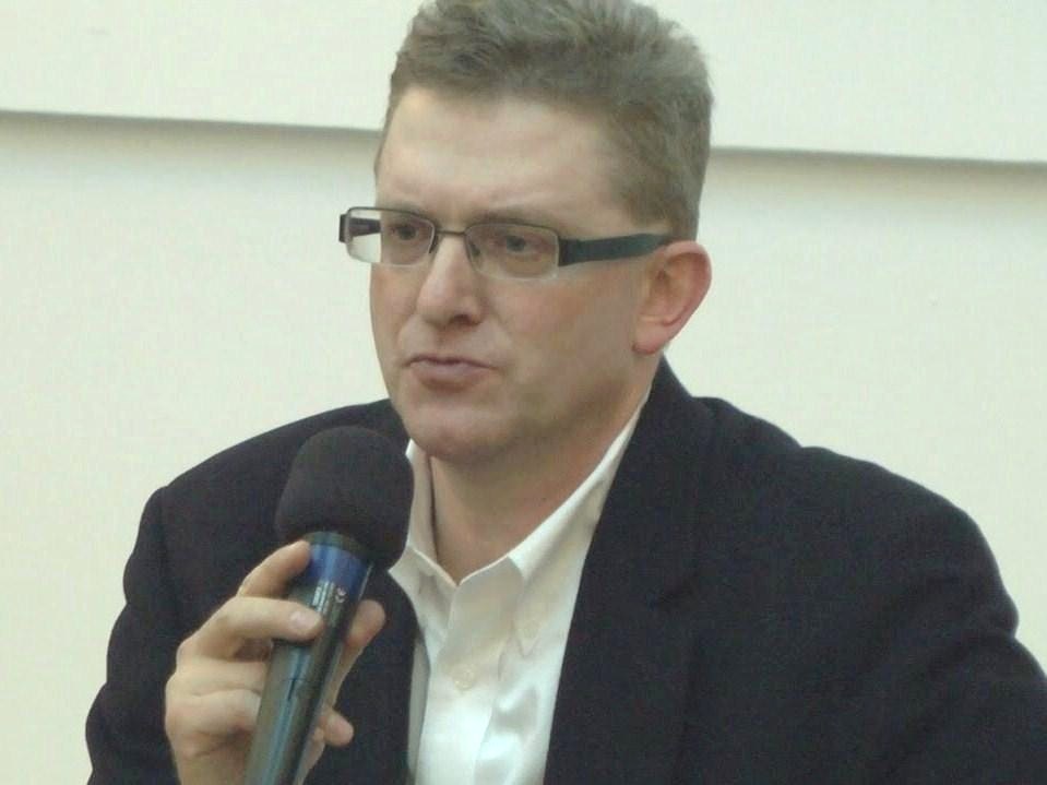 Grzegorz Braun (2)