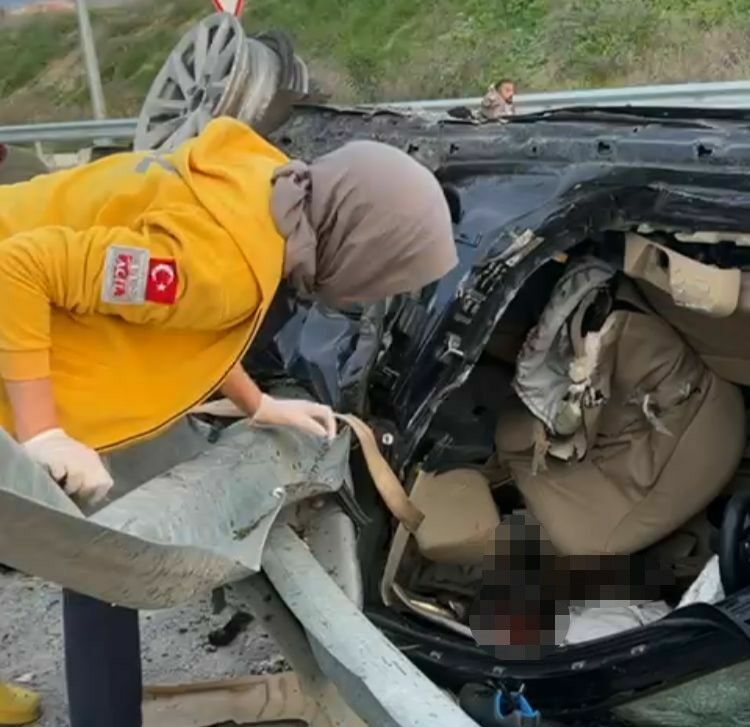 Mersin'de Korkunç Kaza! Doktor Dakikalarca Kalp Masajı Yaptı