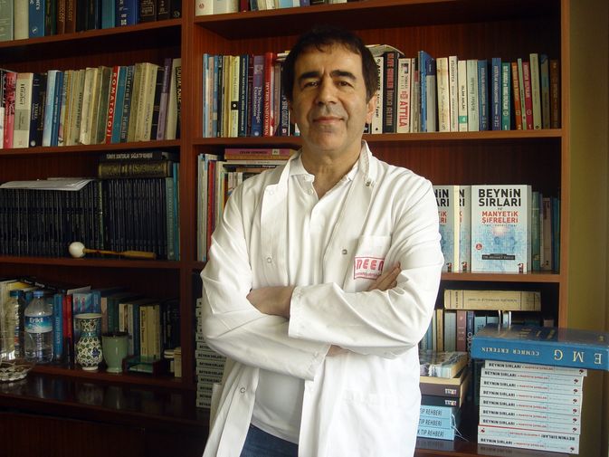 Nöroloji Uzmanı Dr. Mehmet Yavuz