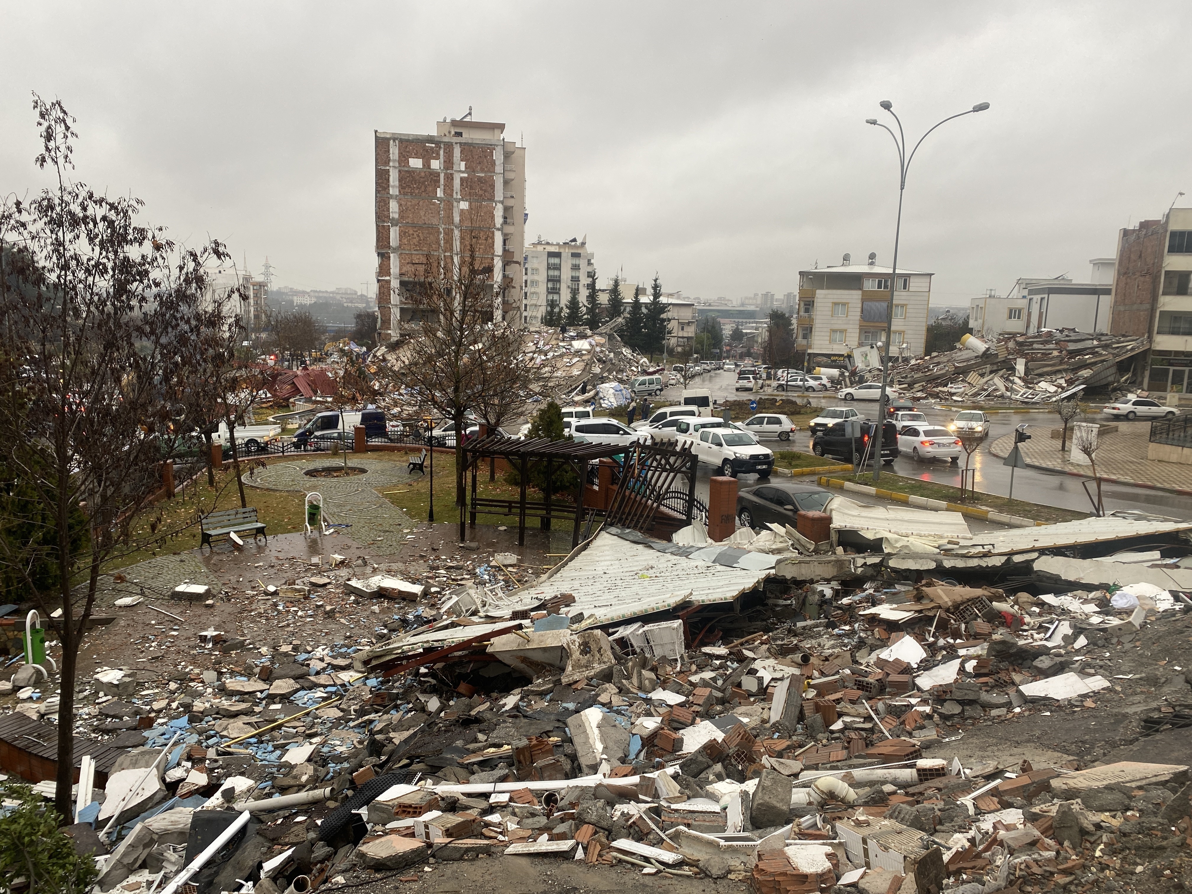 37 Kişinin Hayatını Kaybettiği Apartmanla Ilgili Ilk Duruşma3