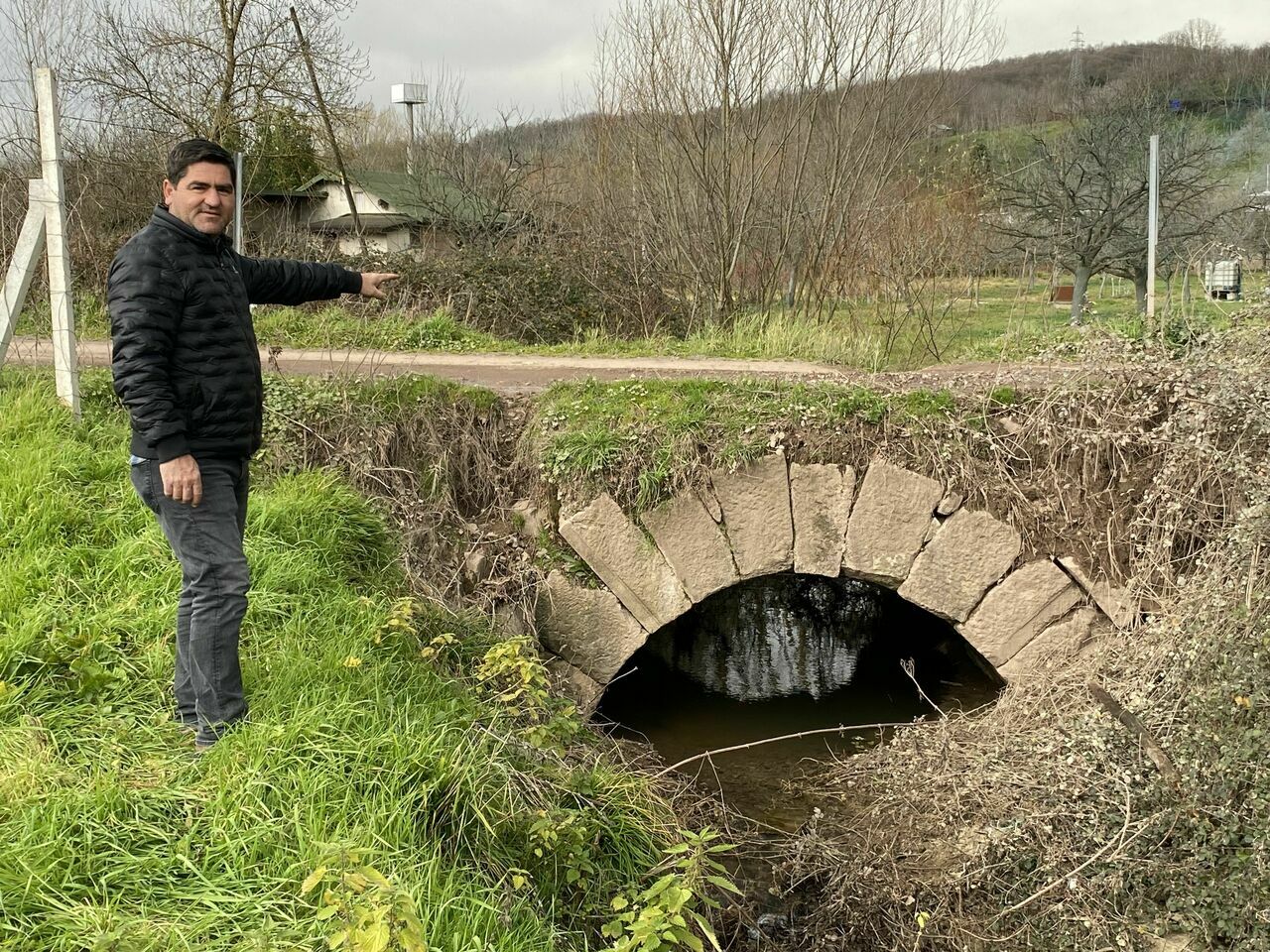 Tarihi Köprü Zamanın İzlerine Direniyor