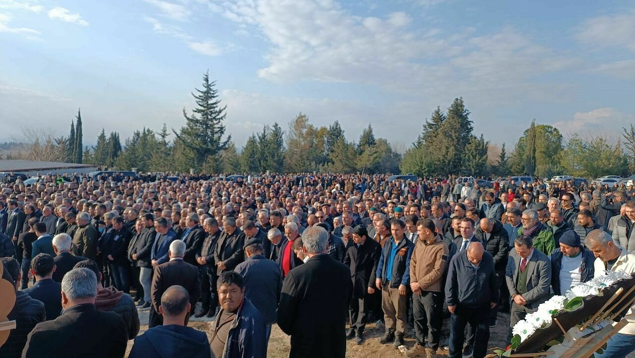 Kalp Krizi Geçiren Chp Osmaniye İl Başkanı Toprağa Verildi 