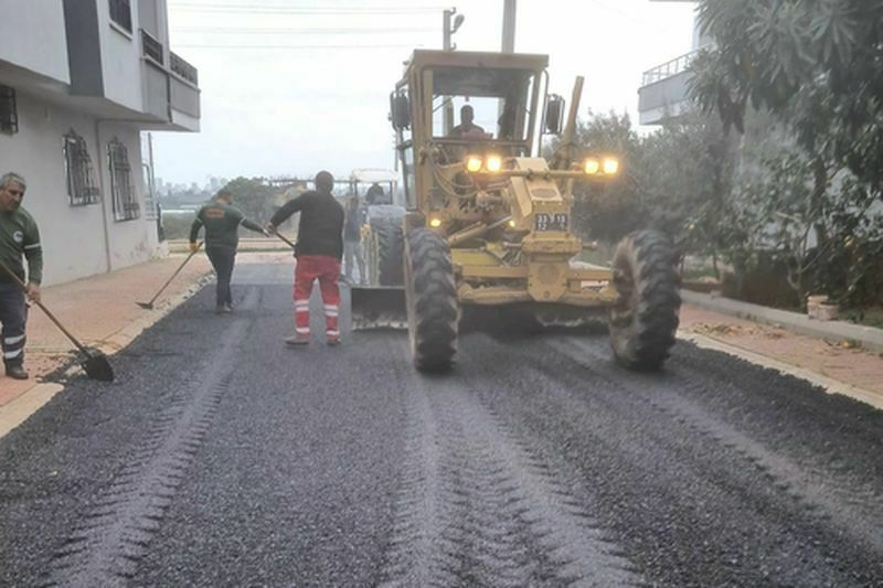 Mersin Toroslar’da Yol Yapım Çalışmaları Devam Ediyor