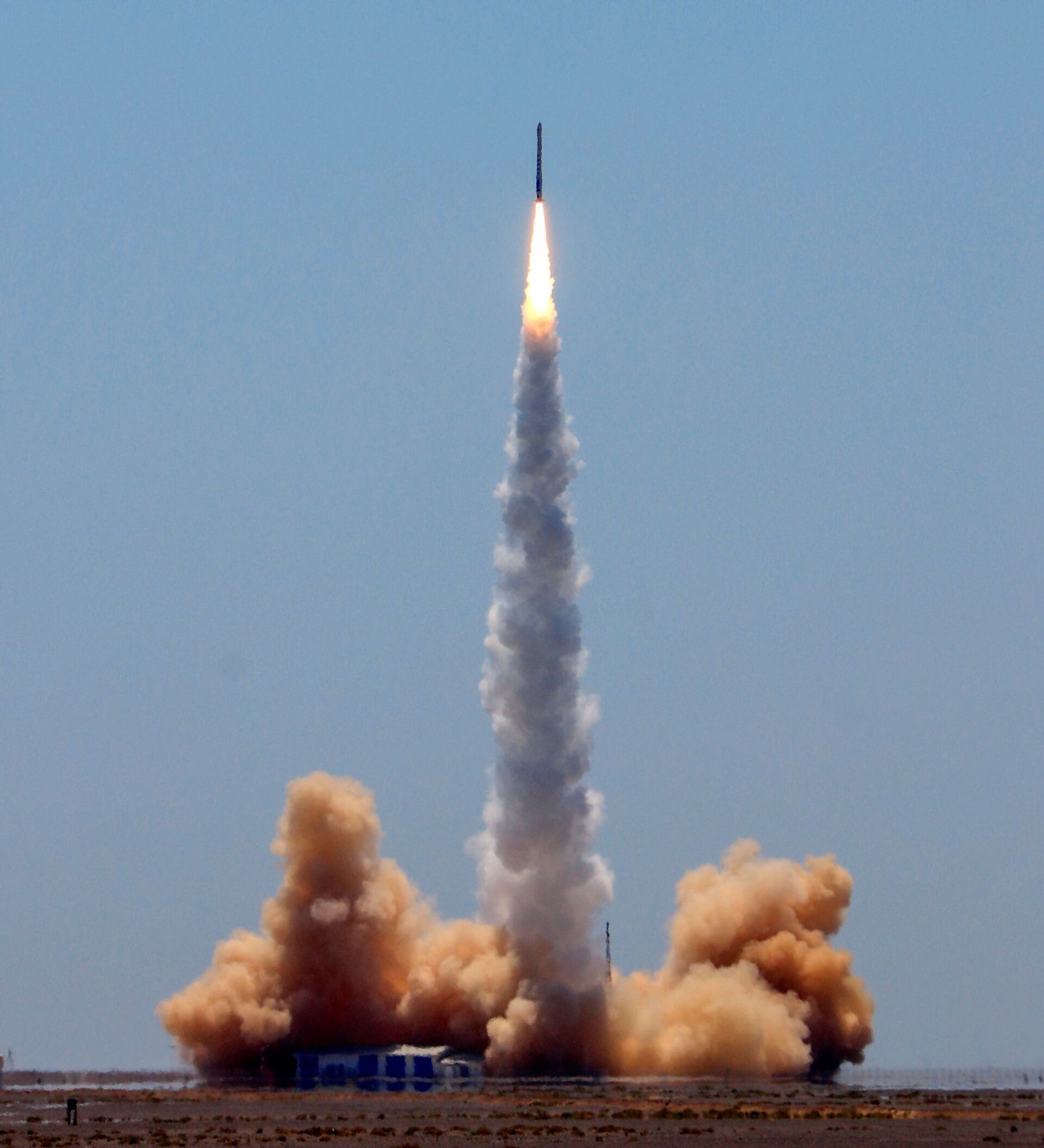 Çin 'Yünhay-2' uydularının ikinci grubunu uzaya gönderdi