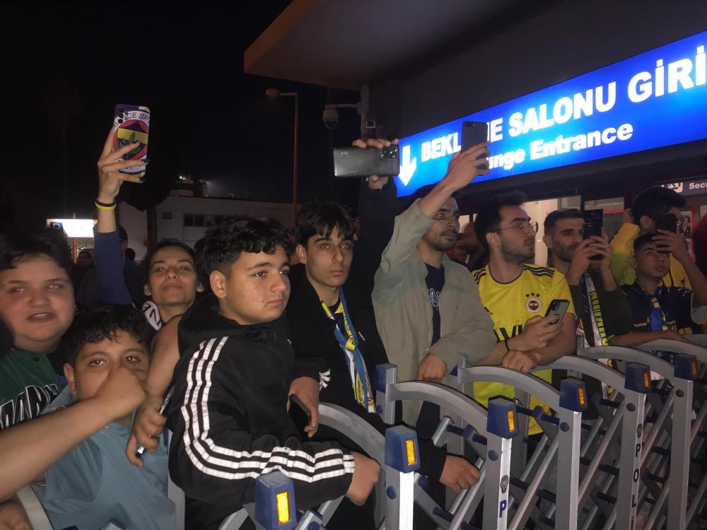 Fenerbahçe Hatayspor maçı için Adana'ya geldi