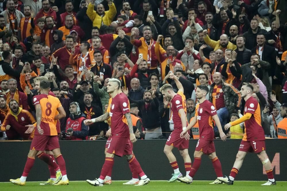 Galatasaray Beşiktaş derbisinde yenilmezlik serisini sürdürmek istiyor