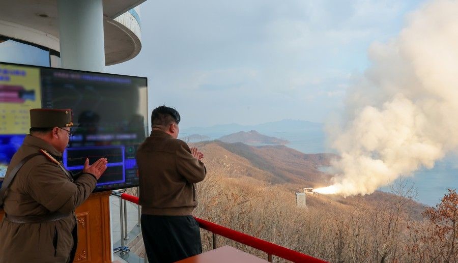 Kuzey Kore yeni hipersonik füze motorunu başarıyla test etti