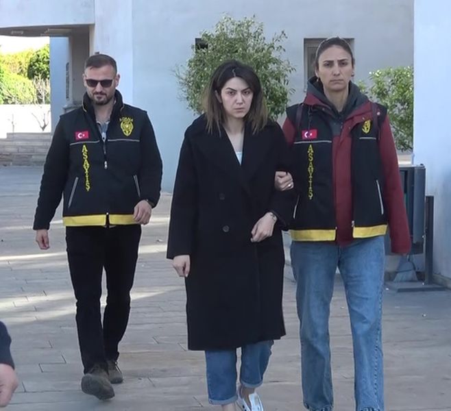 Adana'da Sahte Kadın Avukat Yakayı Ele Verdi (3) Result