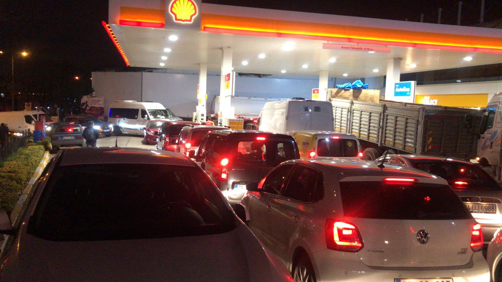 Benzin ve motorine gece dev zam geliyor: İşte güncel fiyatlar