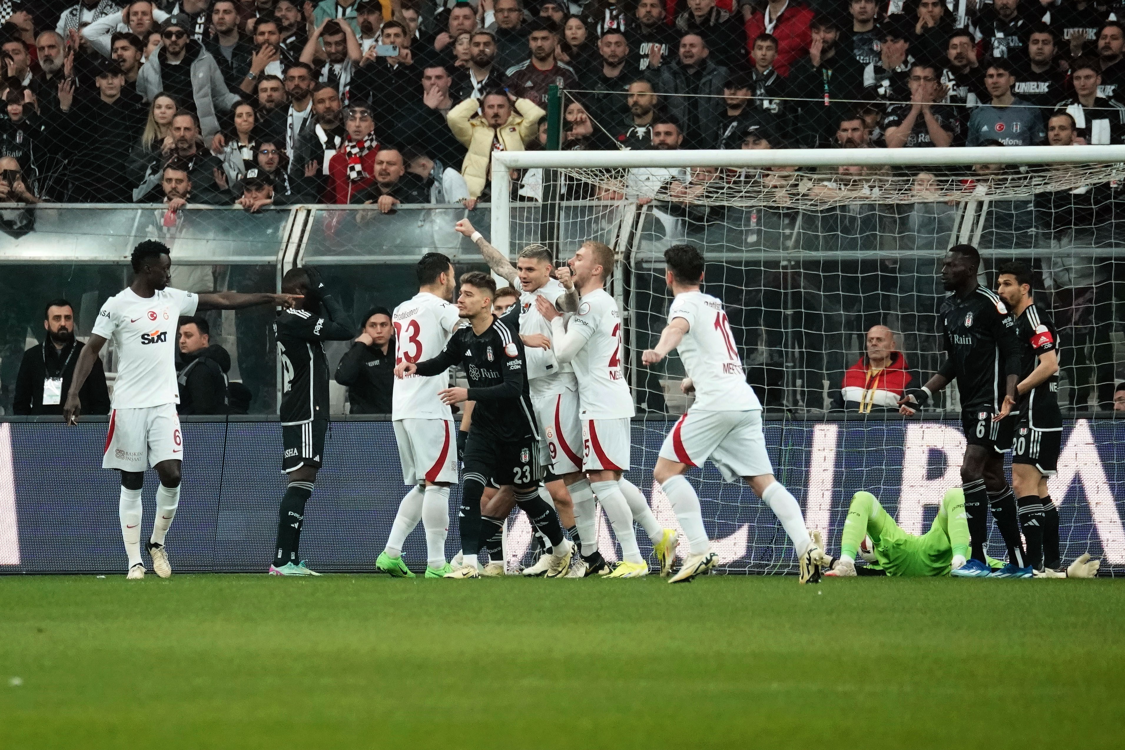 Beşiktaş Gol Yememe Serisine Veda Etti (3)