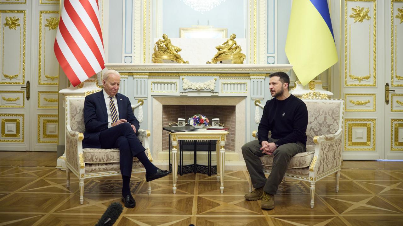Vladimir Zelenskiy: 'ABD yardımları olmazsa geri çekilmek zorunda kalırız'