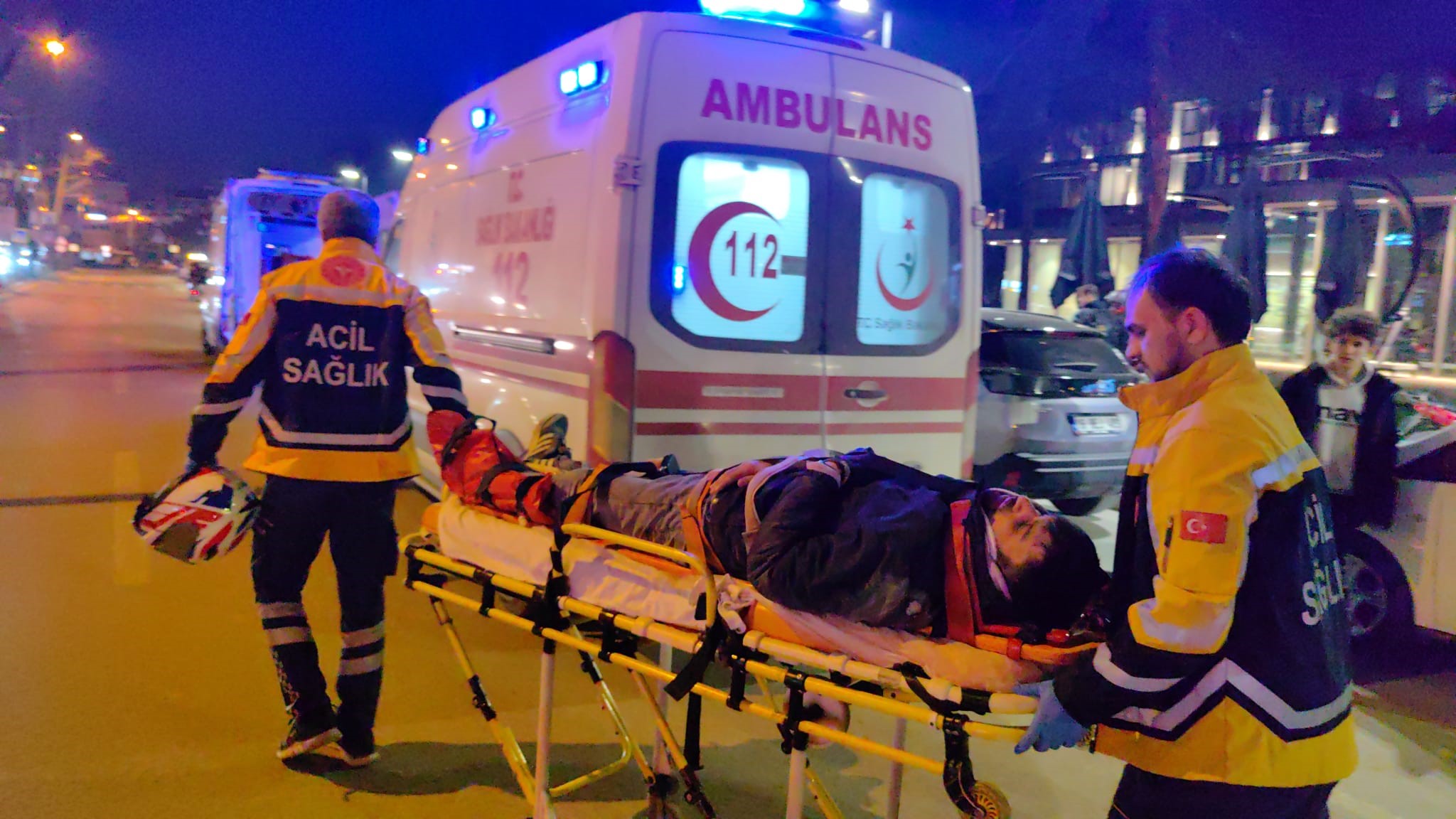 Bursa'da Otomobille Motosikletin Çarpıştığı Feci Kaza2