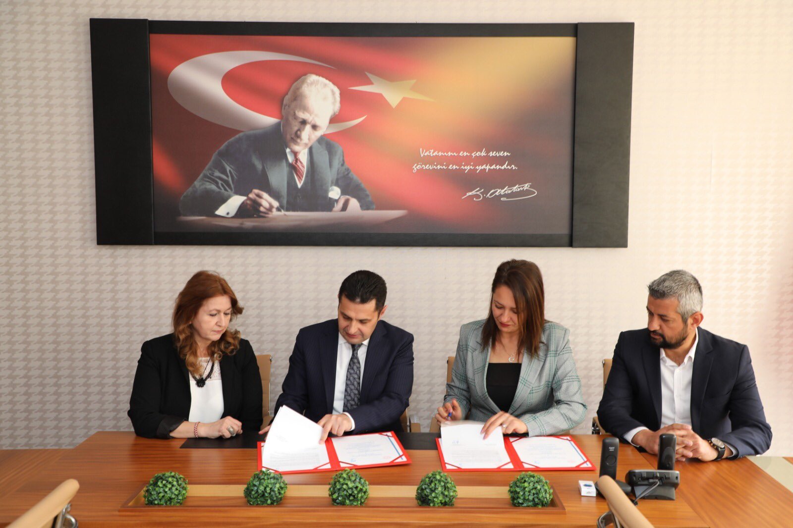 Antalya'da otizmli bireylere yönelik iş birliği protokolü imzalandı