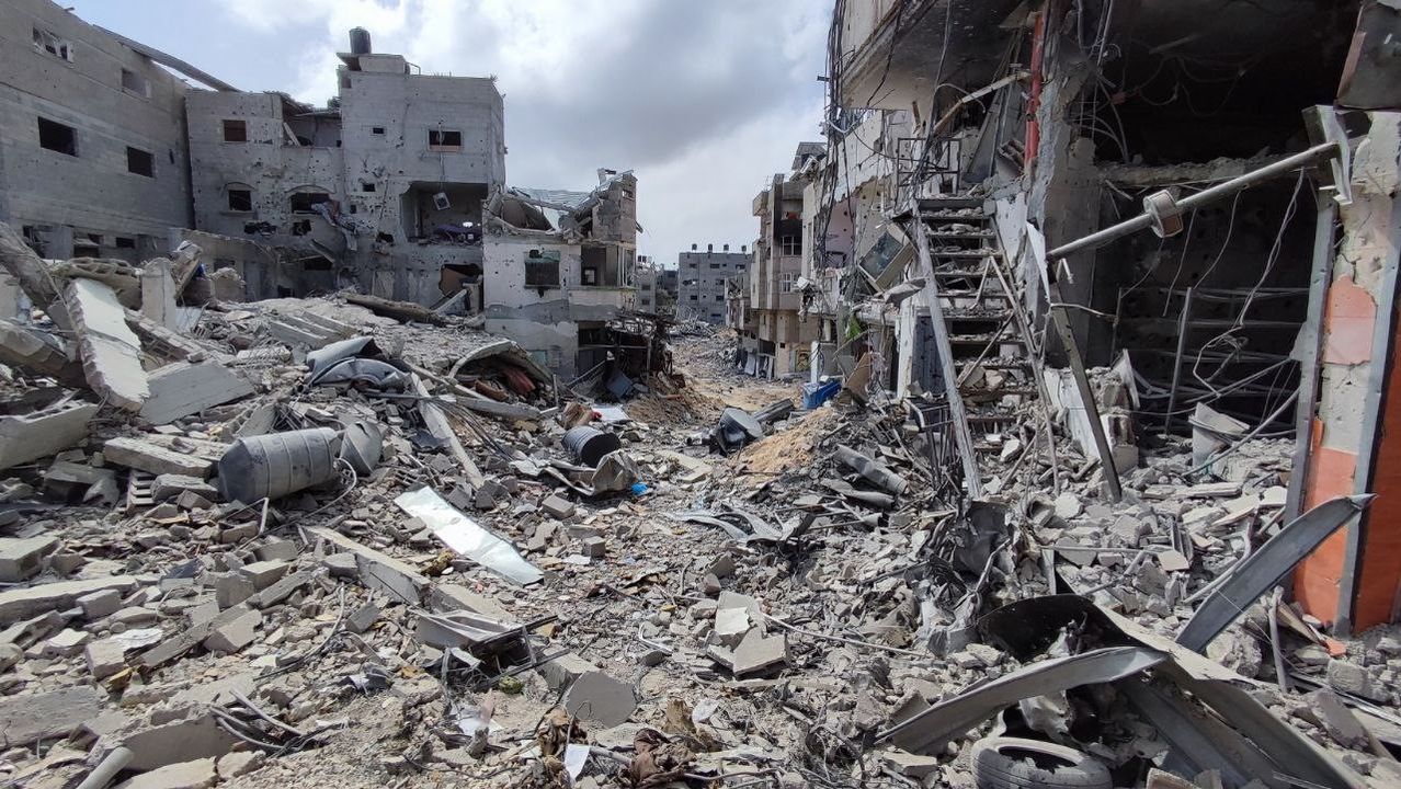 İsrail'in Gazze Şeridi'nde Bıraktığı Yıkım Görüntülendi (2) Result
