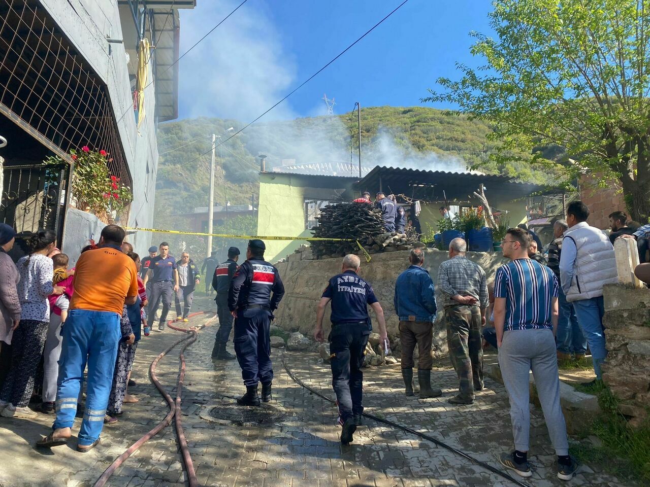 2 Yaşındaki Çocuk Alevlerin Arasında Kalarak Hayatını Kaybetti