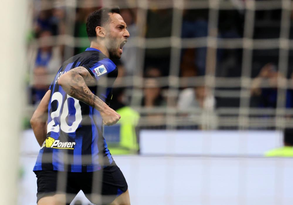 Inter Milan'ı yenerek Serie A şampiyonluğunu ilan etti