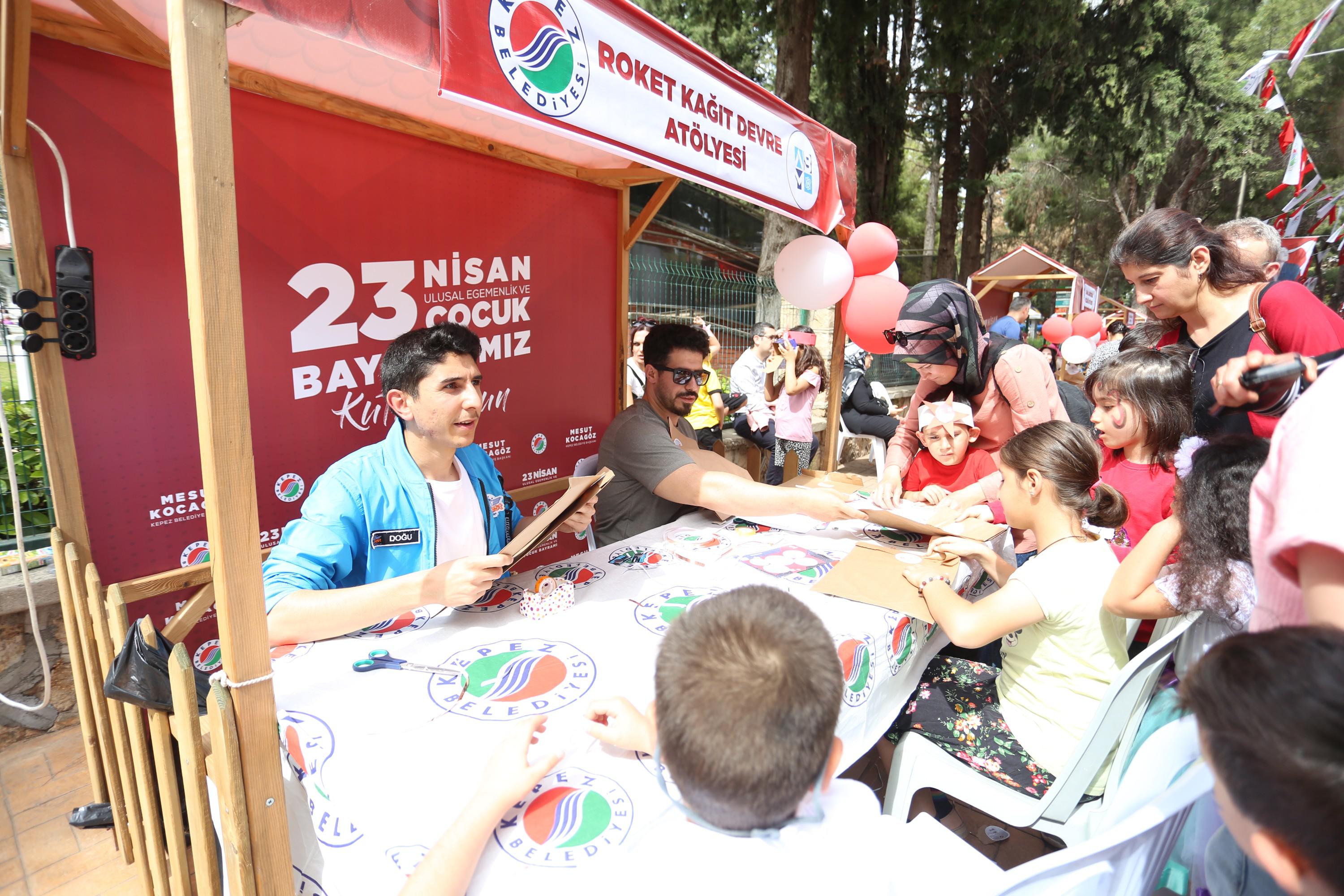 Kepez Belediyesi 23 Nisan'da Antalyalı çocukları eğlendirdi