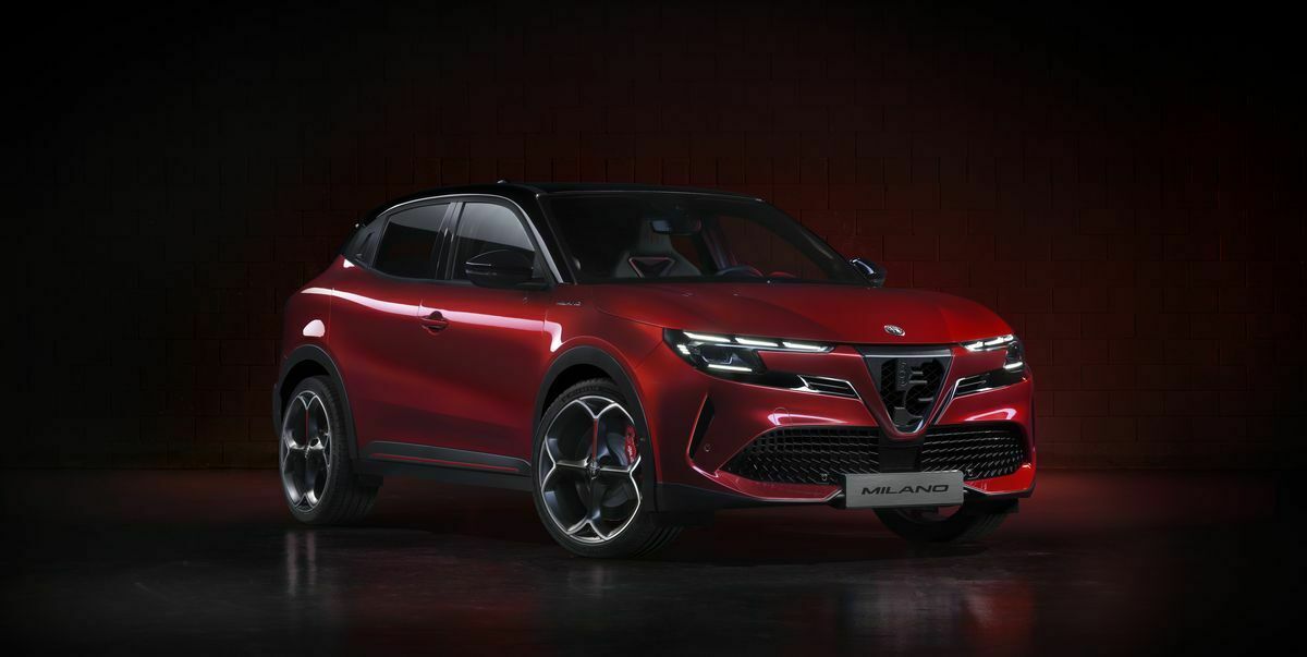 Alfa Romeo Alfa Romeo'nun Yeni Modeli Milano Resmen Tanıtıldı (1)