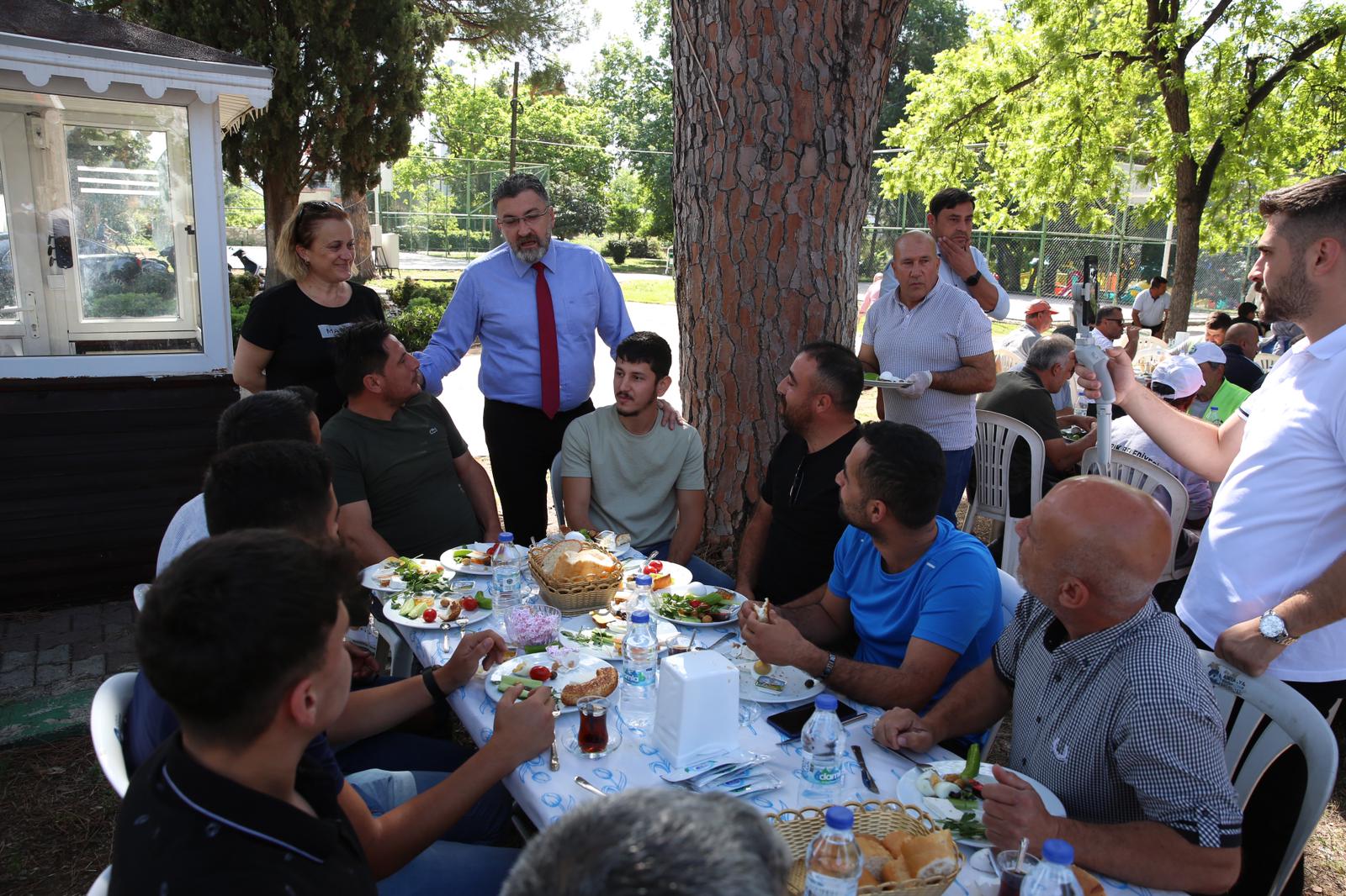 Başkan Kumbul Belediye Çalışanlarıyla Kahvaltıda Buluştu (5)