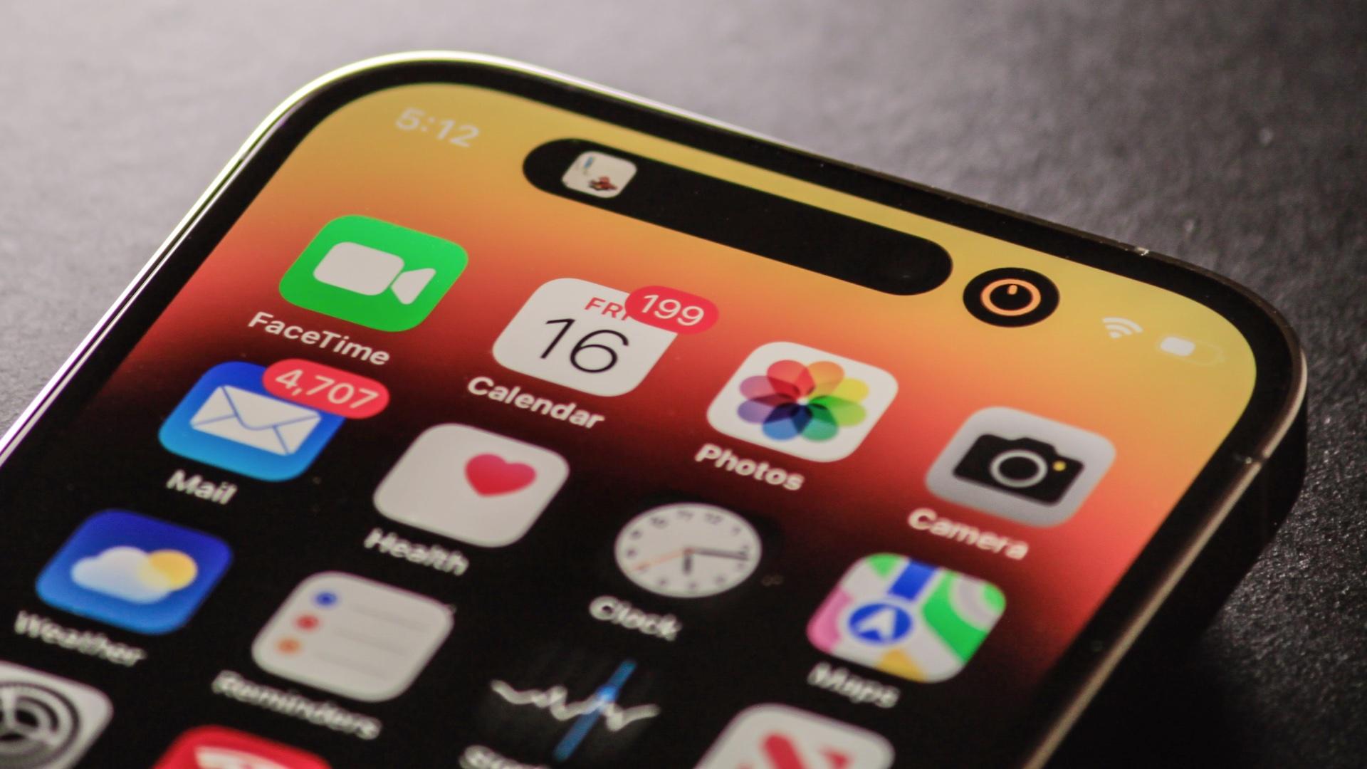 Apple iOS 17.5 güncellemesiyle iPhone'lara neler getiriyor?