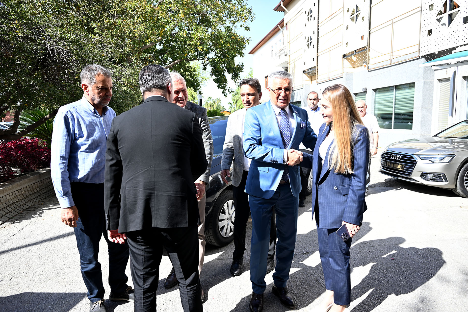 Kemer Kaymakamı ve Başsavcısı Kemer Belediye Başkanı Necati Topaloğlu'nu ziyaret etti