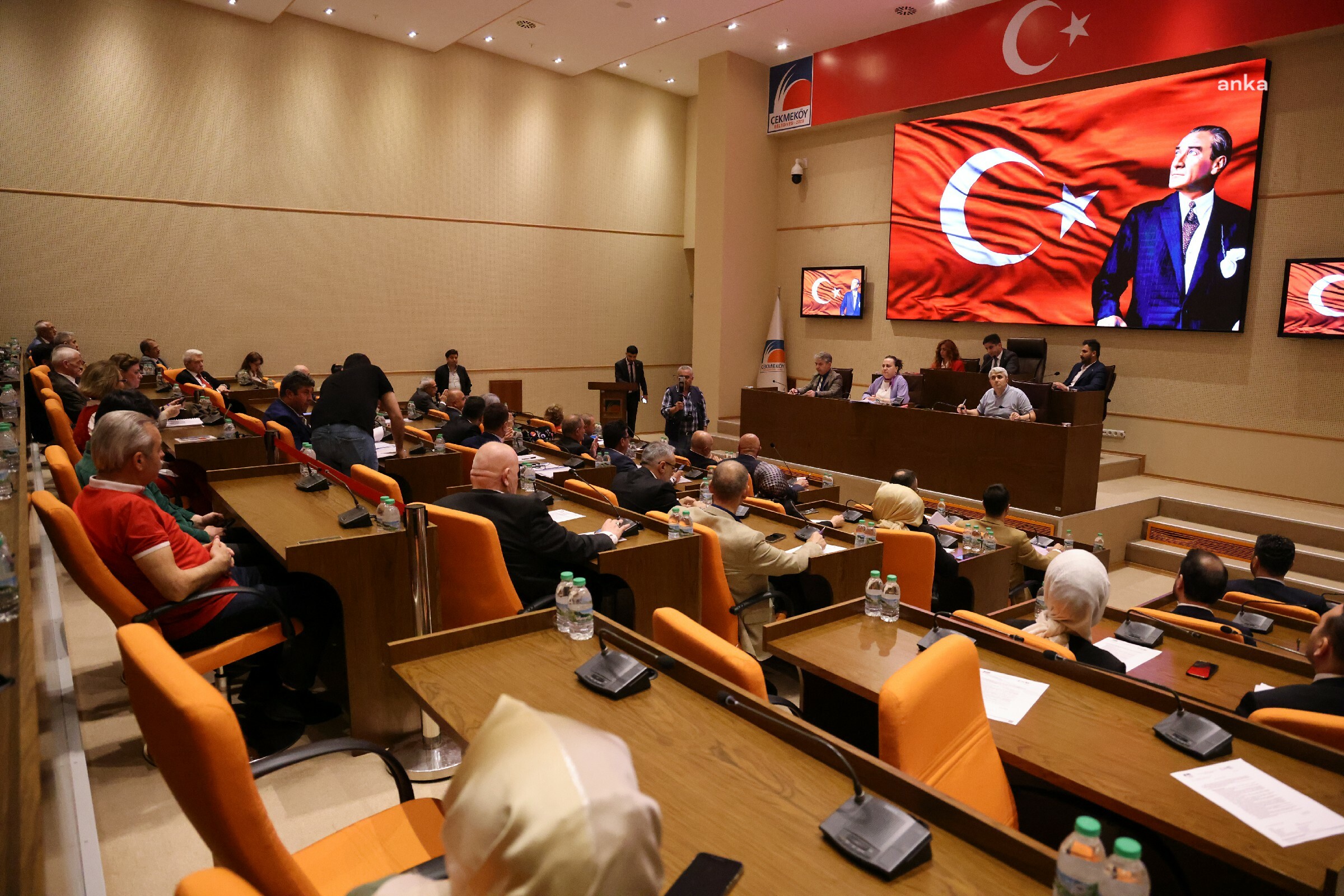 İstanbul'da yeni yönetim: Çekmeköy Belediyesi protokollerini iptal etti