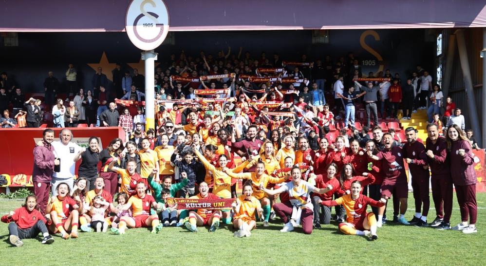 Galatasaray şampiyonluk için son maçına çıkıyor