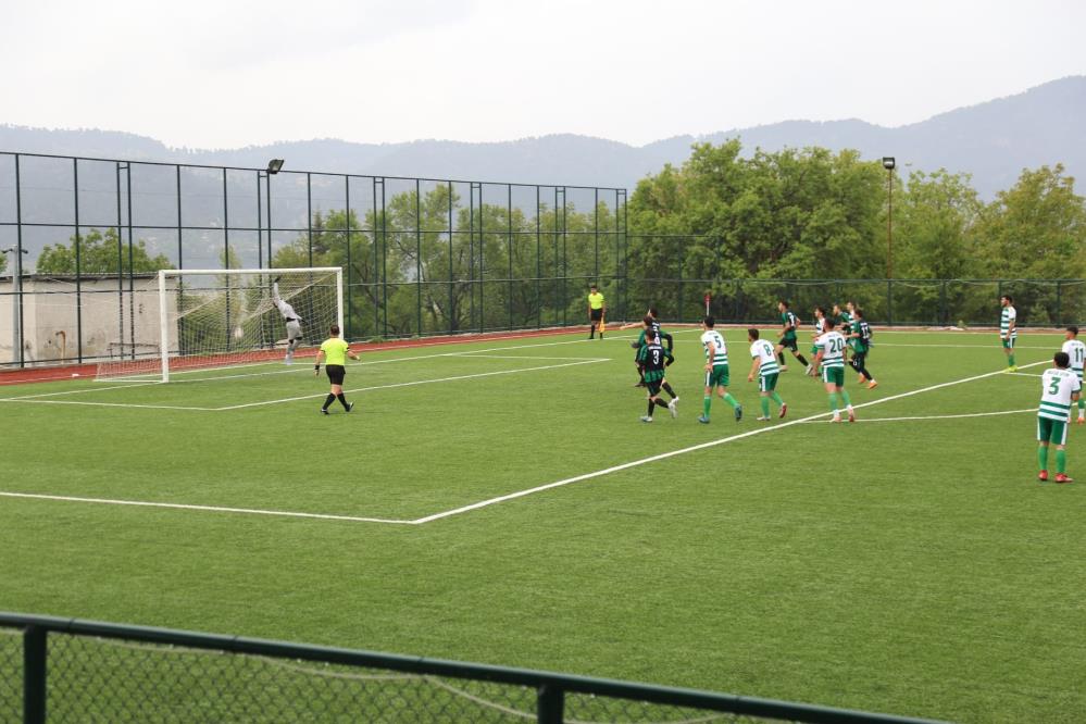 Çameli Belediyespor Nikferspor'u 5-3 mağlup etti