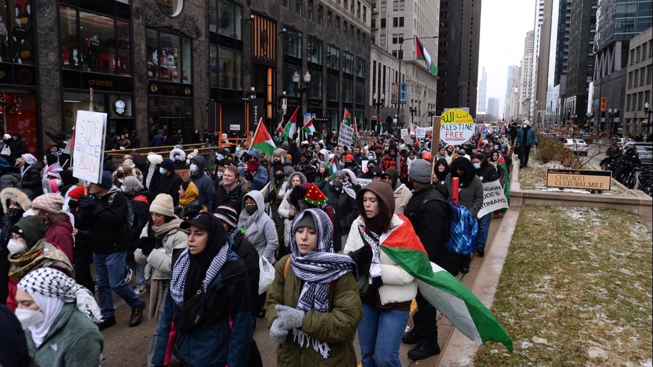 ABD'deki Filistin'e destek gösterilerinde 50 profesör gözaltına alındı