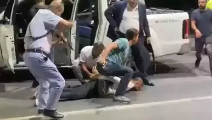 Ayhan Bora Kaplan Kimdir Ne İş Yapar Ayhan Bora Kaplan Olayı Nedir (4)