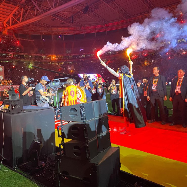 Galatasaray şampiyonluk kutlamasını RAMS Park'ta gerçekleştirdi