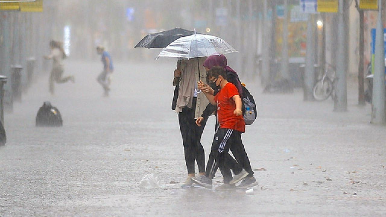 Doğu Akdeniz’de kuvvetli yağış uyarısı: Meteoroloji’den vatandaşlara önemli çağrı