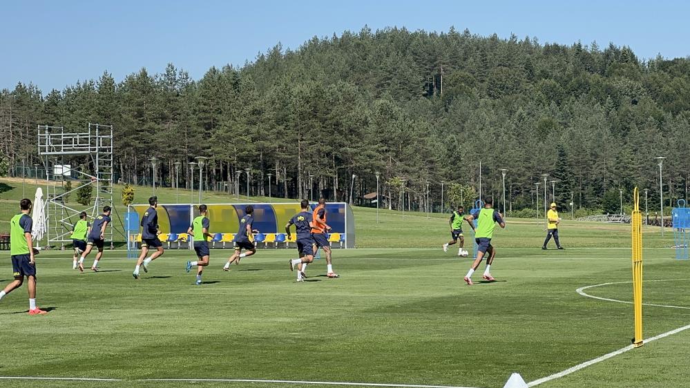 Fenerbahçe Topuk Yaylası'nda taraftarlarla buluştu