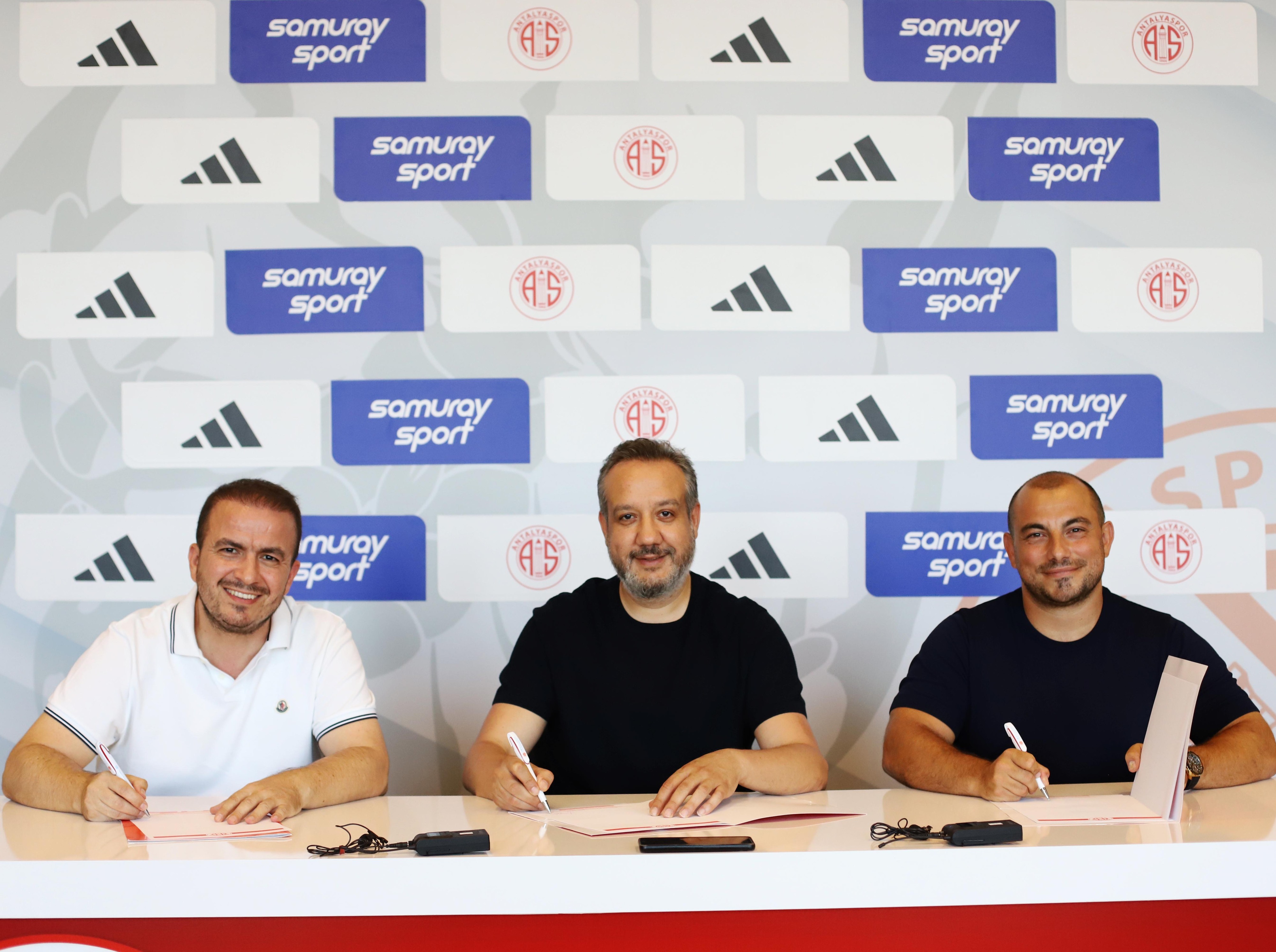 Antalyaspor ve Adidas arasında anlaşma sağlandı