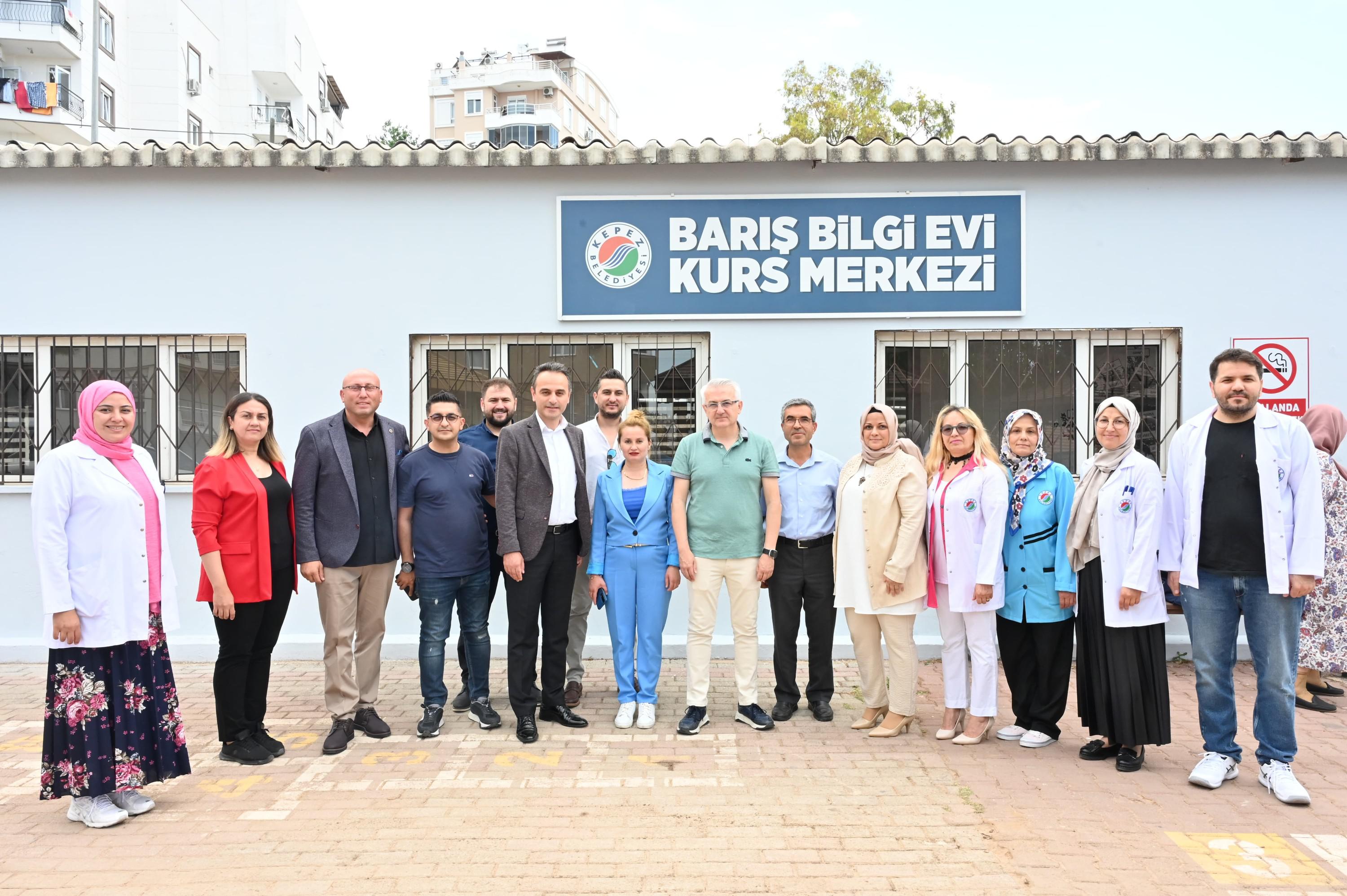 Kepez Belediyesi Başkan Vekili Altekin eğitim kurumlarını ziyaretlerine devam ediyor