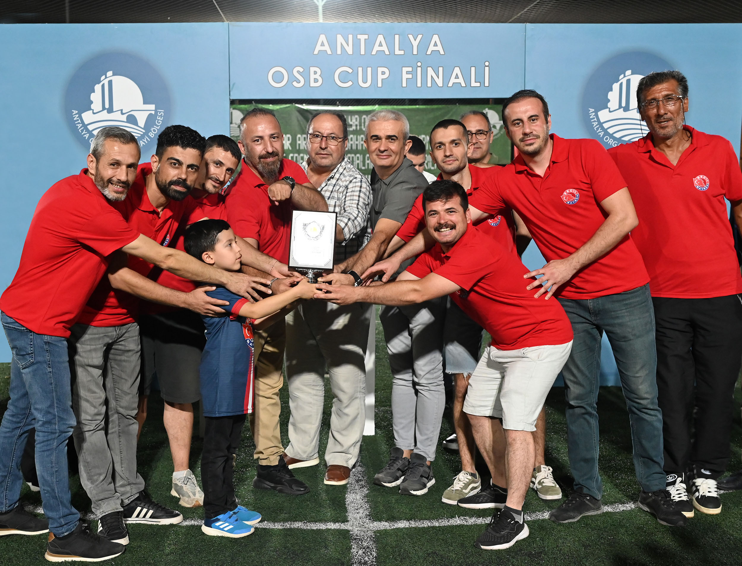 Antalya OSB CUP Futbol Turnuvası'nda şampiyon belli oldu