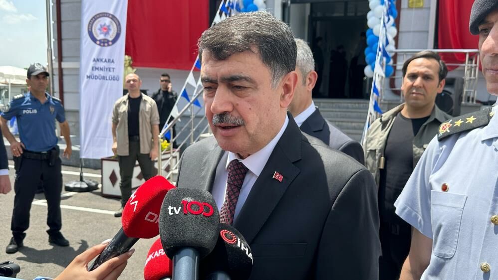 Üzerine Pano Düşerek Yaşamını Yitiren Genç Kız