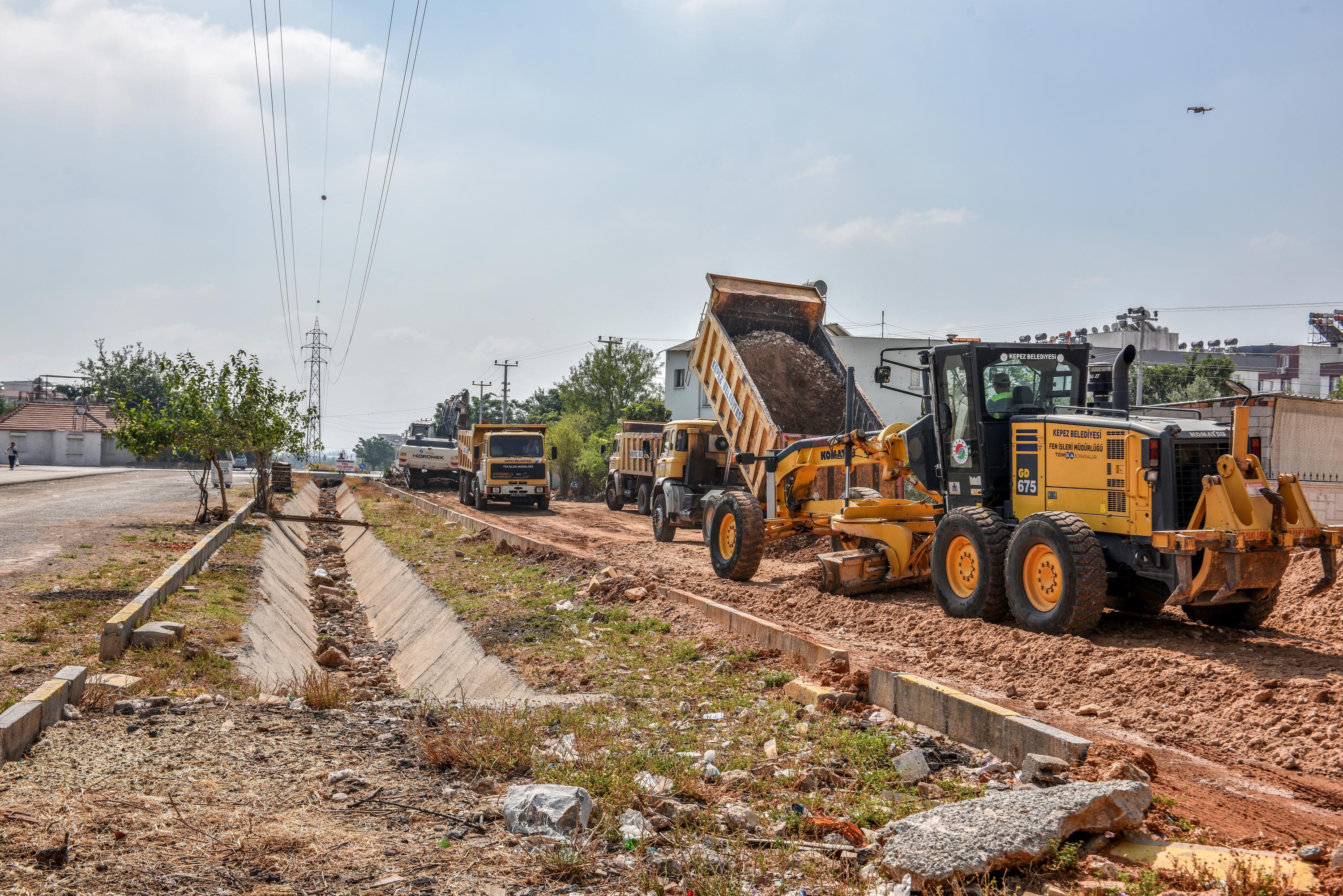 Kepez'de gecekondu işgali yol engeline dönmüştü: Belediye çözümü buldu!