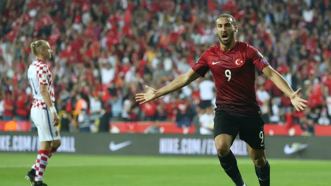 Fenerbahçe Cenk Tosun'u transfer ediyor