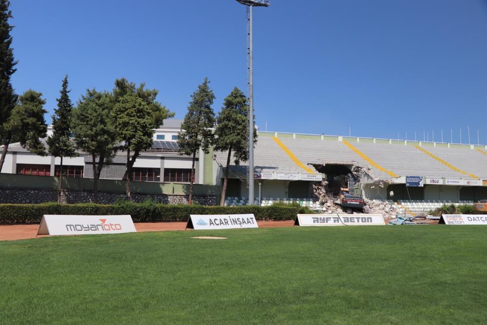 Muğla Atatürk Stadyumu yenileniyor