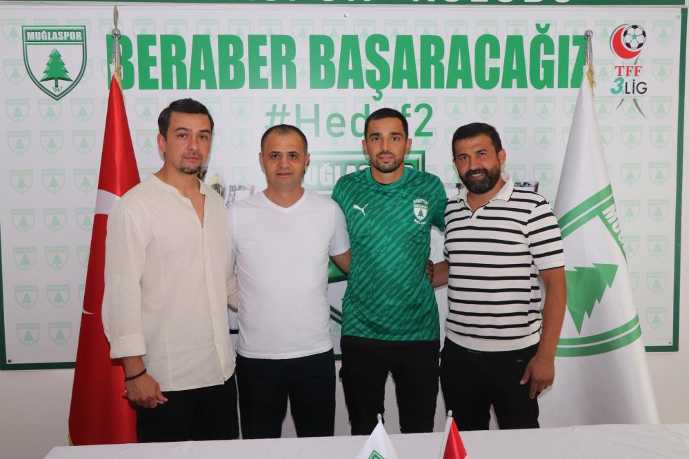 Muğlaspor Cemal Kızılateş'i kadrosuna kattı