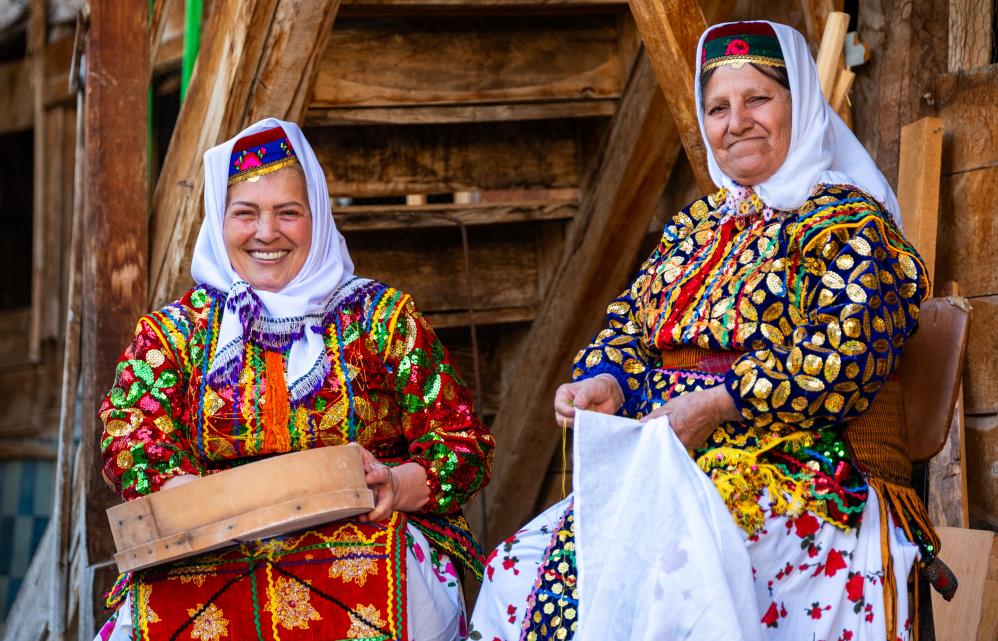 Tokatlı kadınlar geleneksel kıyafetlerle kültür köprüsü oluyor