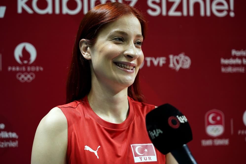 Tuğba Şenoğlu: 'Paris 2024'te kürsüde olmak istiyoruz'